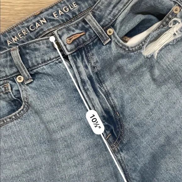 American Eagle distressed mom jeans - Picture 5 of 6